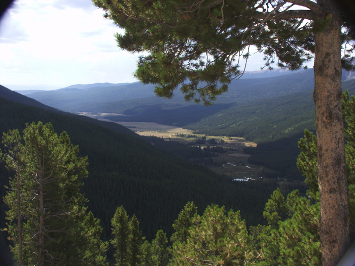 23 - CO - Rocky Mtn NP - Towards Never Summer Ranch