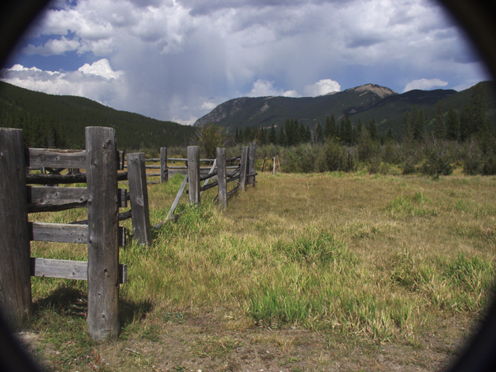24 - CO - Rocky Mtn NP - Never Summer Ranch Fenceline