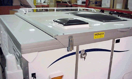 LuggageRackRoofVent1