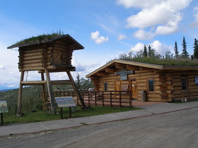 2006-08-13 on the Alaskan Highway - ALCAN 053