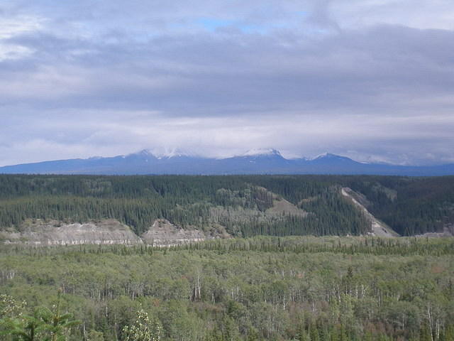2006-08-13 on the Alaskan Highway - ALCAN 085